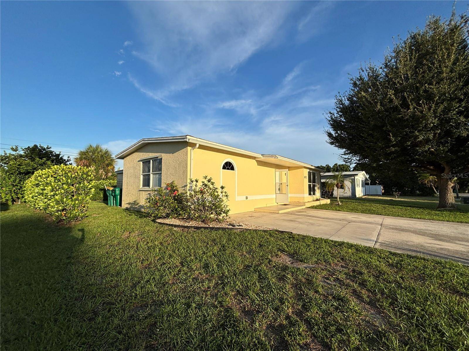 2472 PICNIC ST, Port Charlotte, FL 33952