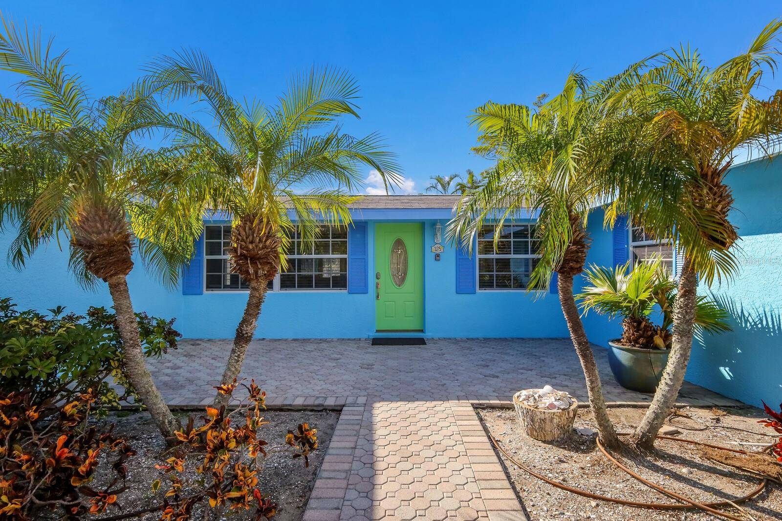 125 CRESCENT DR, Anna Maria, FL 34216