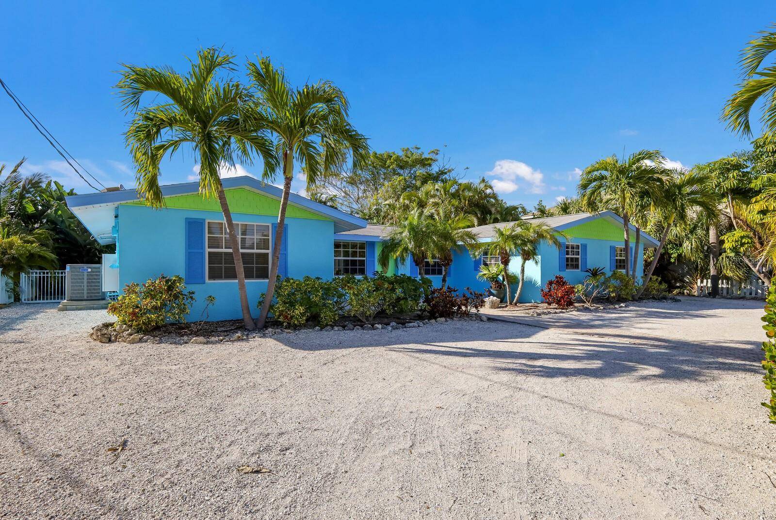 125 CRESCENT DR, Anna Maria, FL 34216