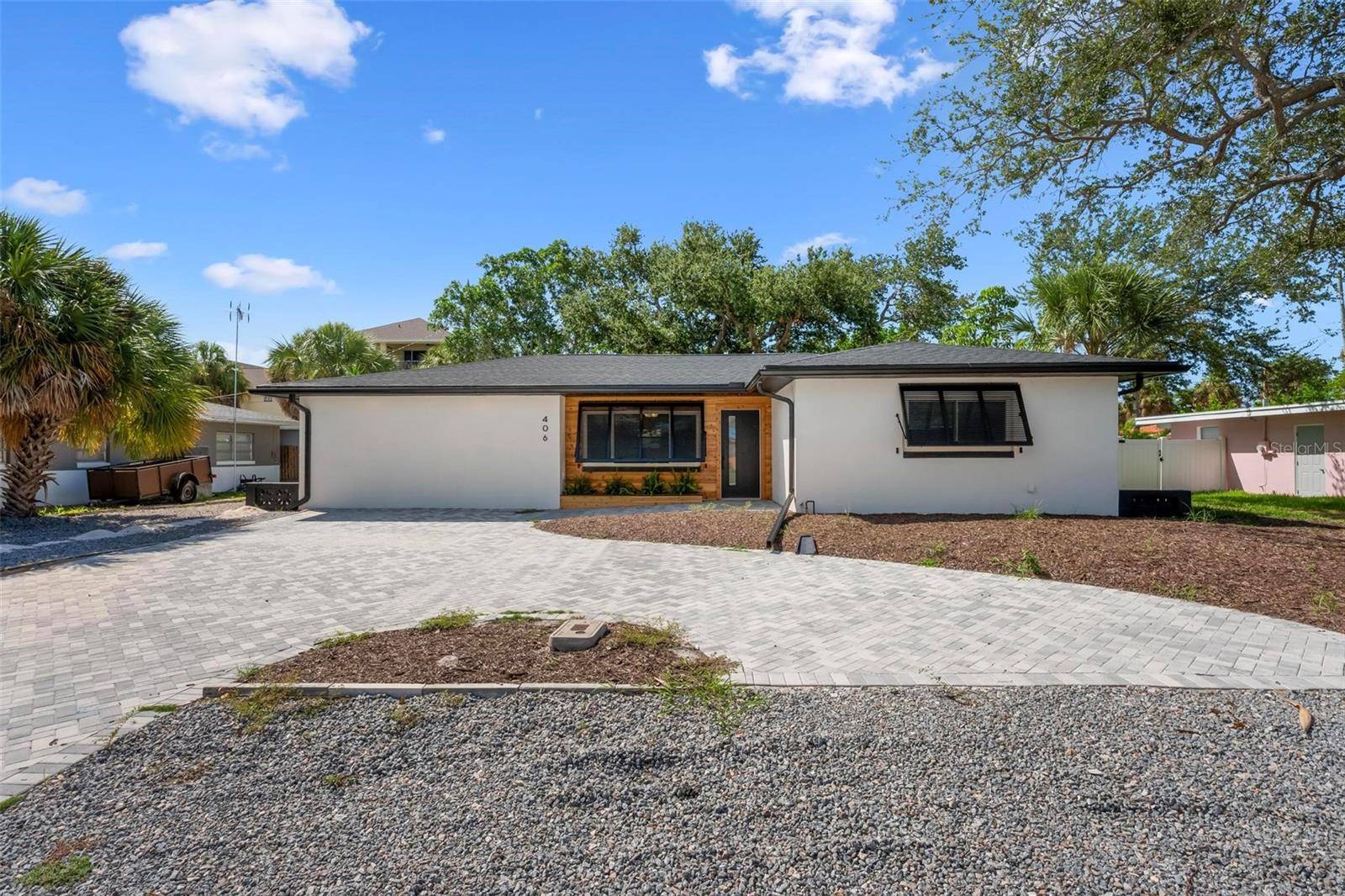 406 88TH AVE, St Pete Beach, FL 33706