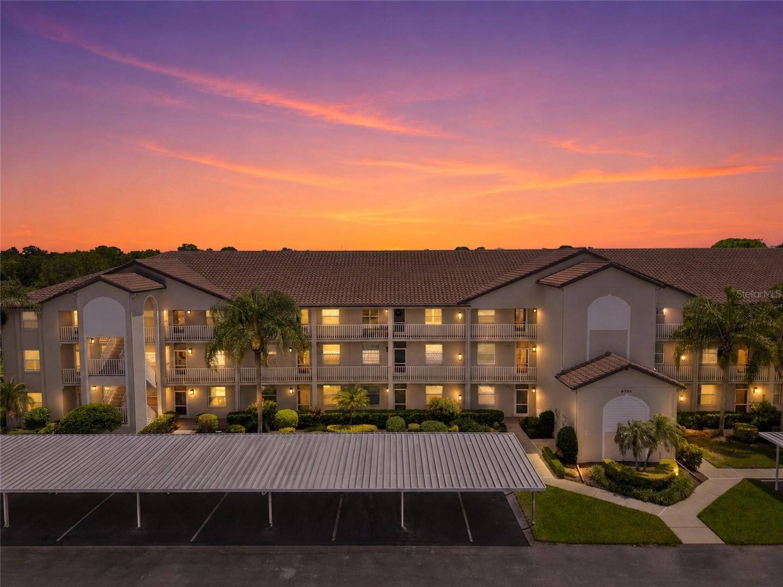 8735 OLDE HICKORY AVE #8304, Sarasota, FL 34238