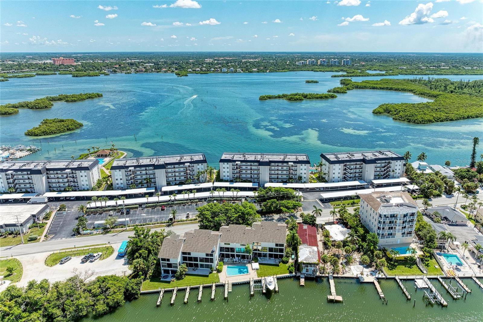 8977 MIDNIGHT PASS RD #219, Sarasota, FL 34242