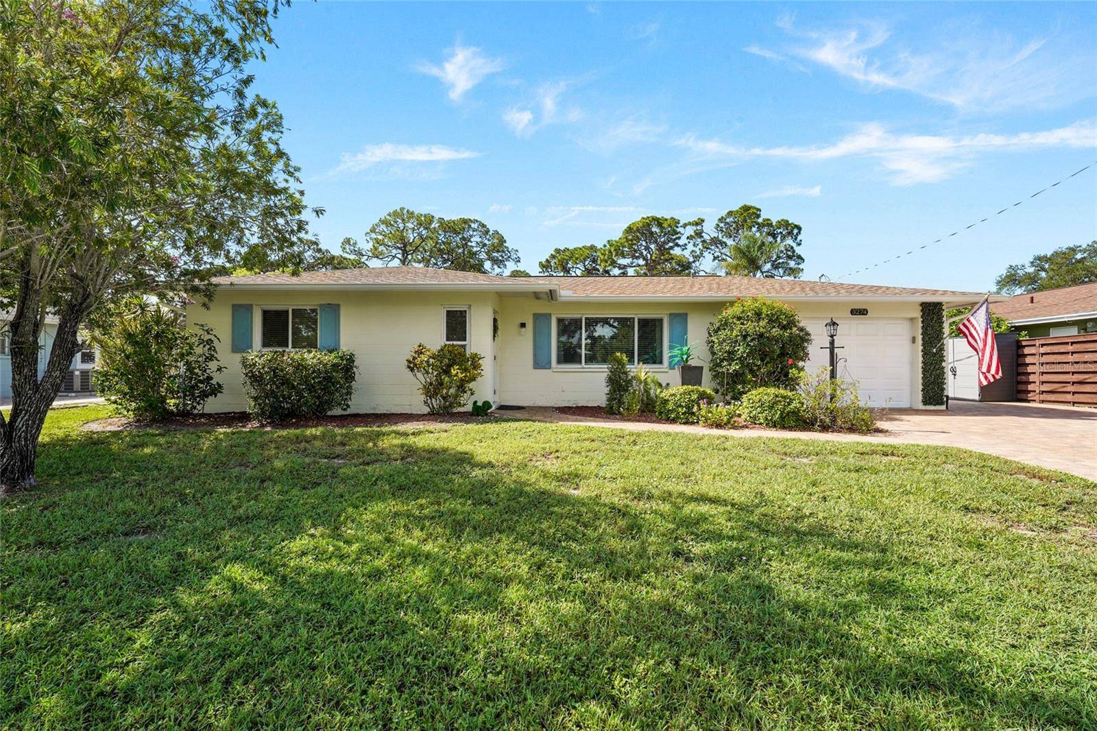 3274 SAVAGE RD, Sarasota, FL 34231