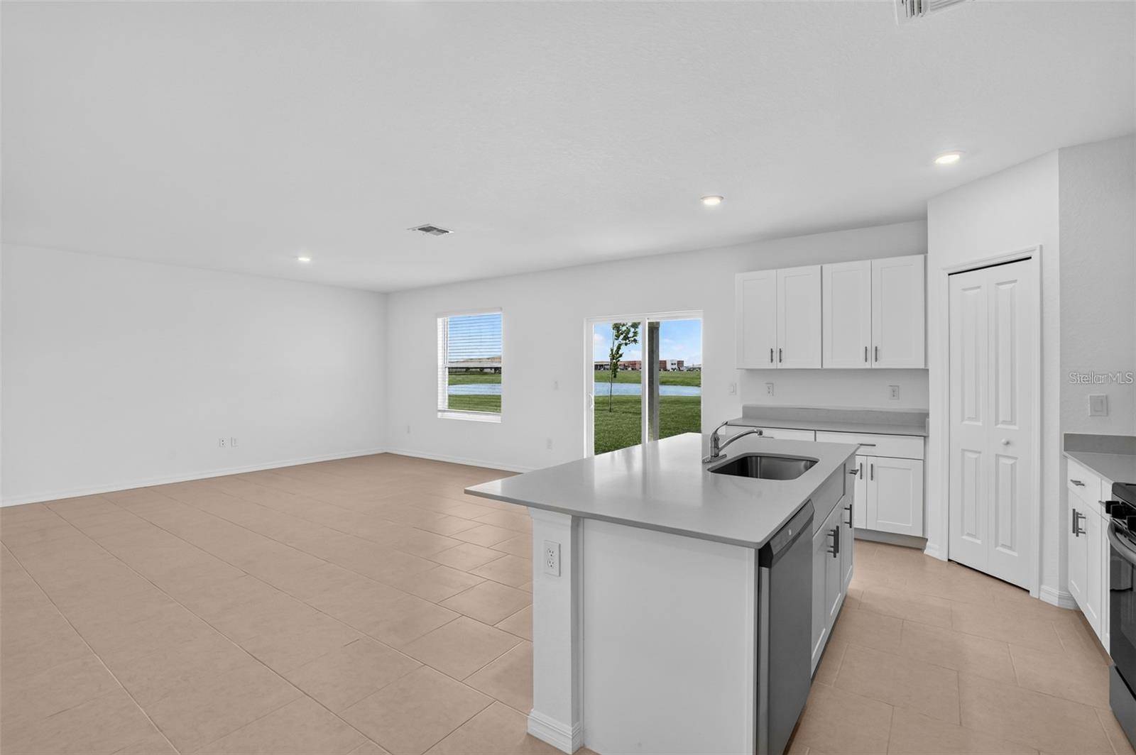3821 AMBERSWEET XING, Parrish, FL 34219