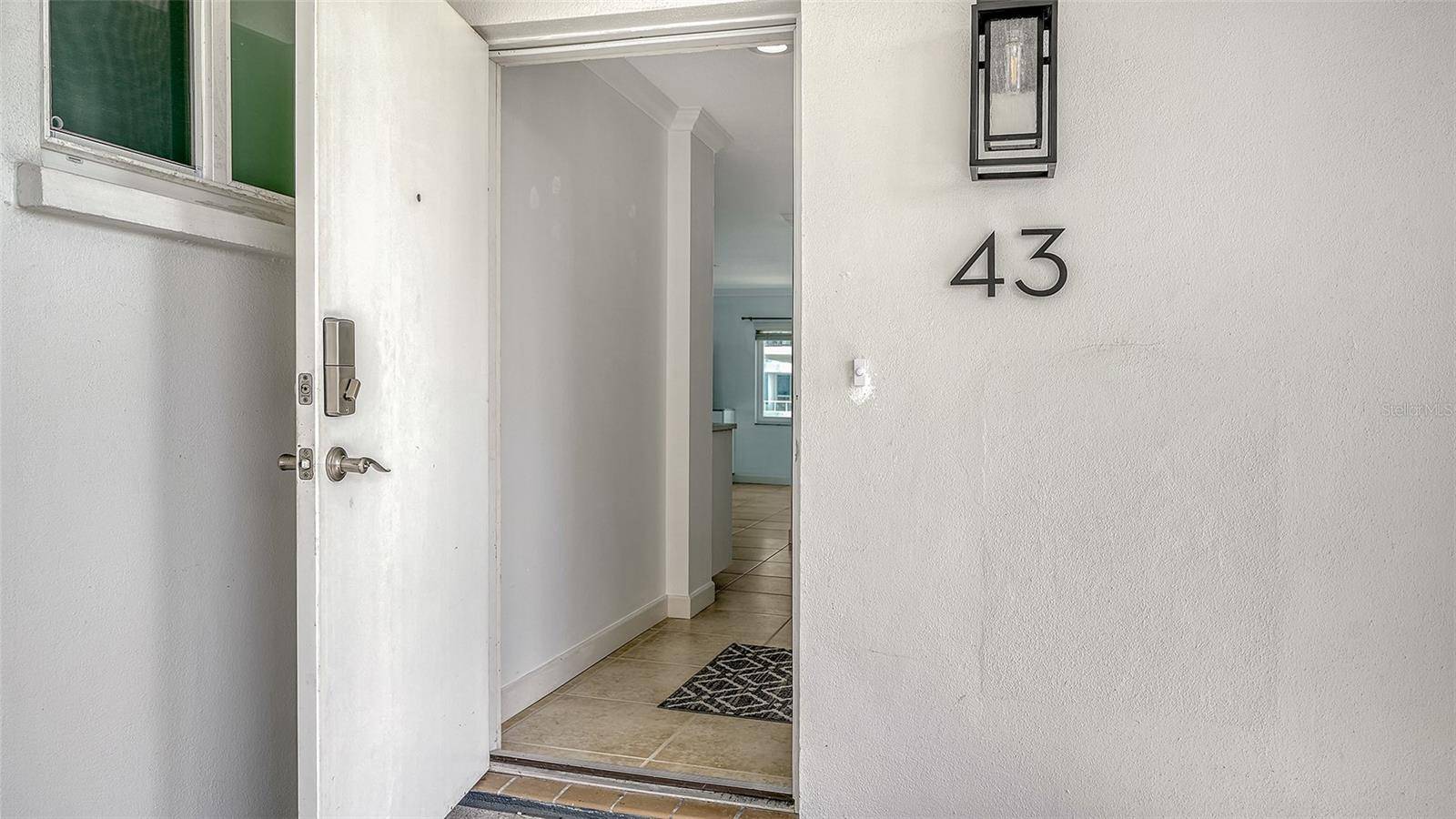 174 GOLDEN GATE PT #43, Sarasota, FL 34236