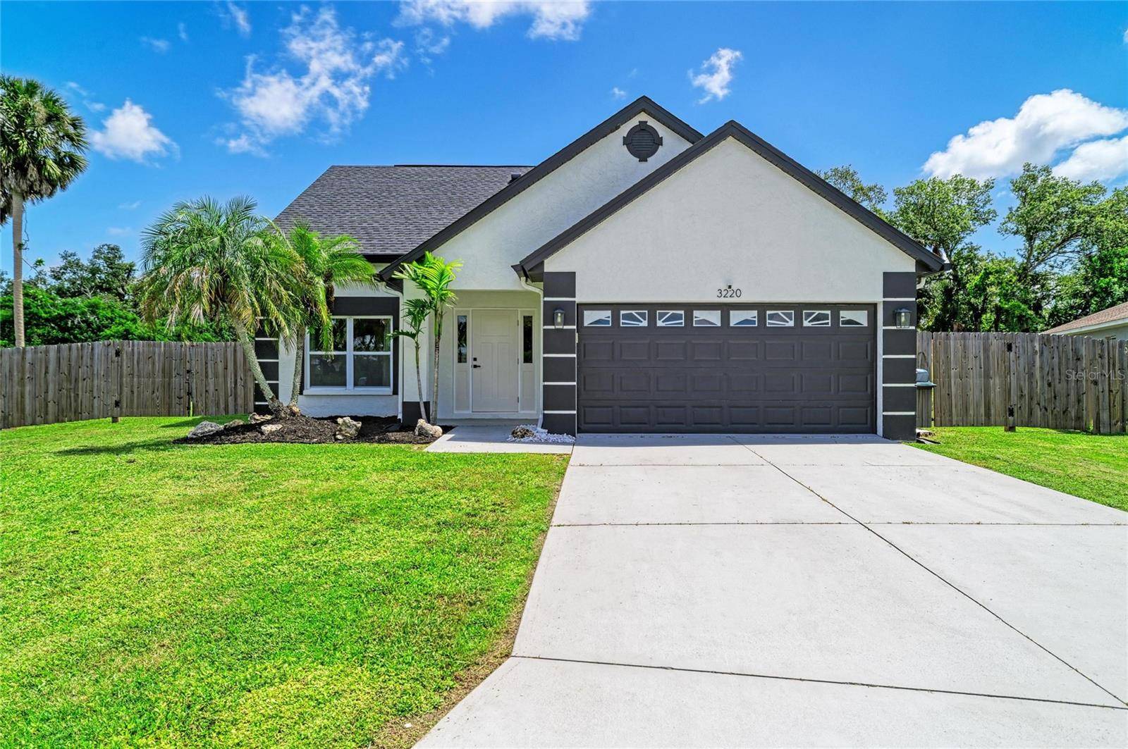 3220 37TH TER E, Bradenton, FL 34208