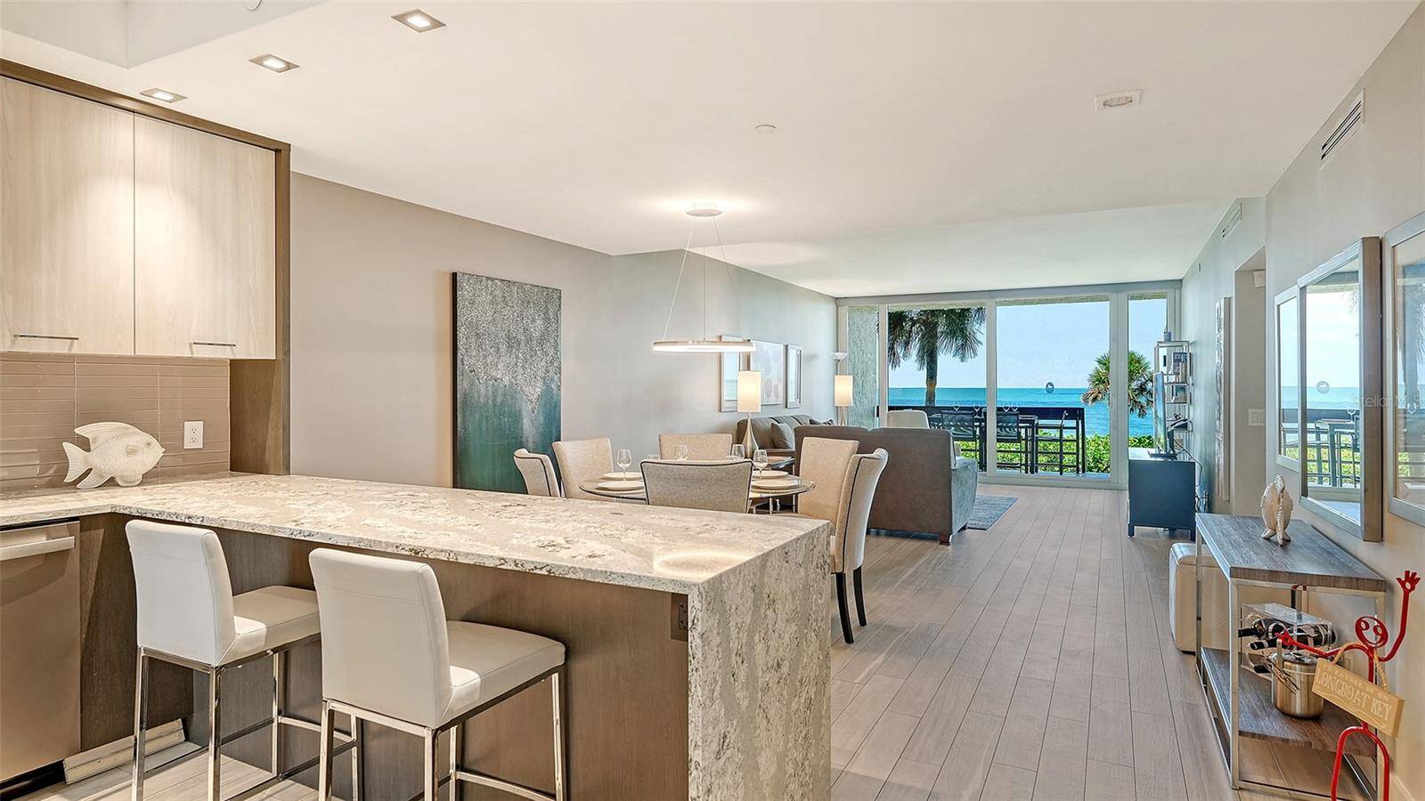 1055 GULF OF MEXICO DR #105, Longboat Key, FL 34228