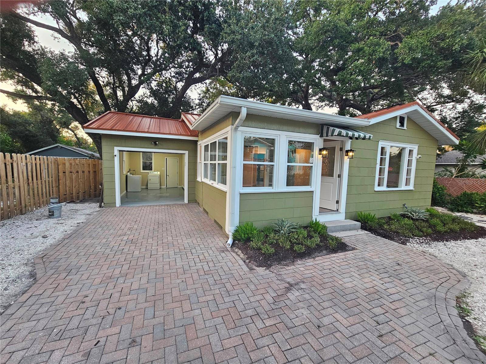 1277 17TH ST, Sarasota, FL 34234