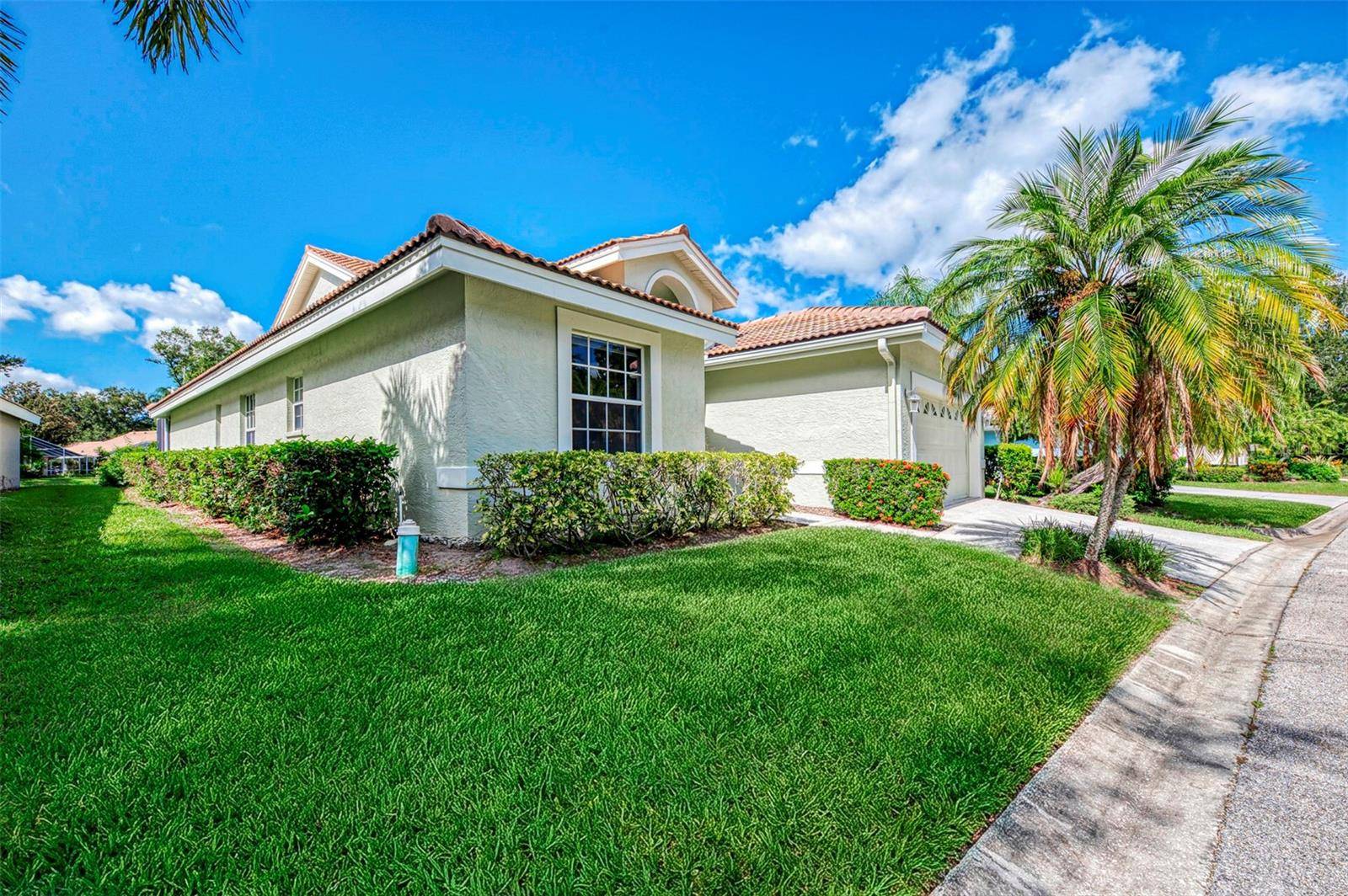4468 ASCOT CIR N, Sarasota, FL 34235