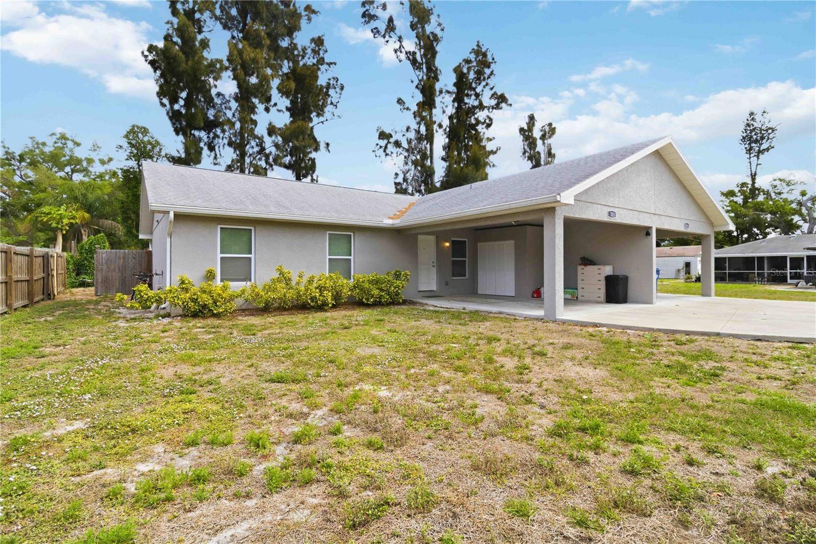 2311 54TH AVENUE DR W, Bradenton, FL 34207