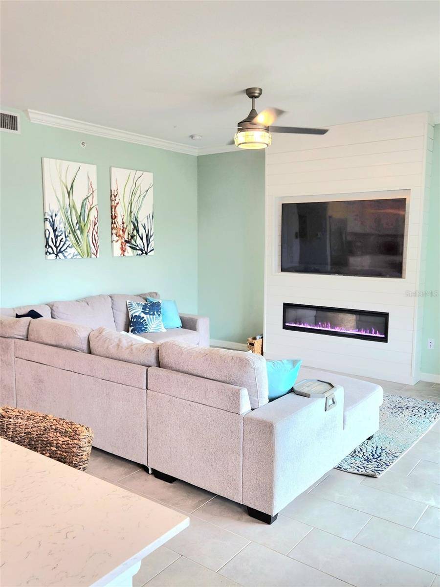 18114 GAWTHROP DR #103, Bradenton, FL 34211