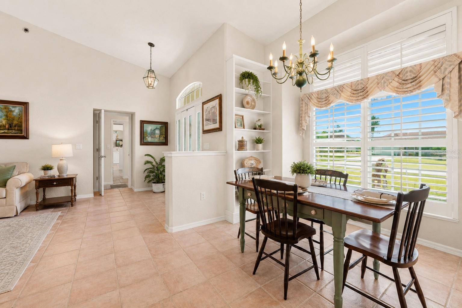 35 BUNKER CIR, Rotonda West, FL 33947