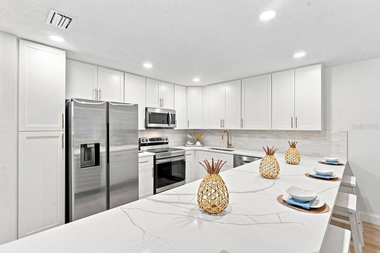 5241 MARSH FIELD LN #18, Sarasota, FL 34235