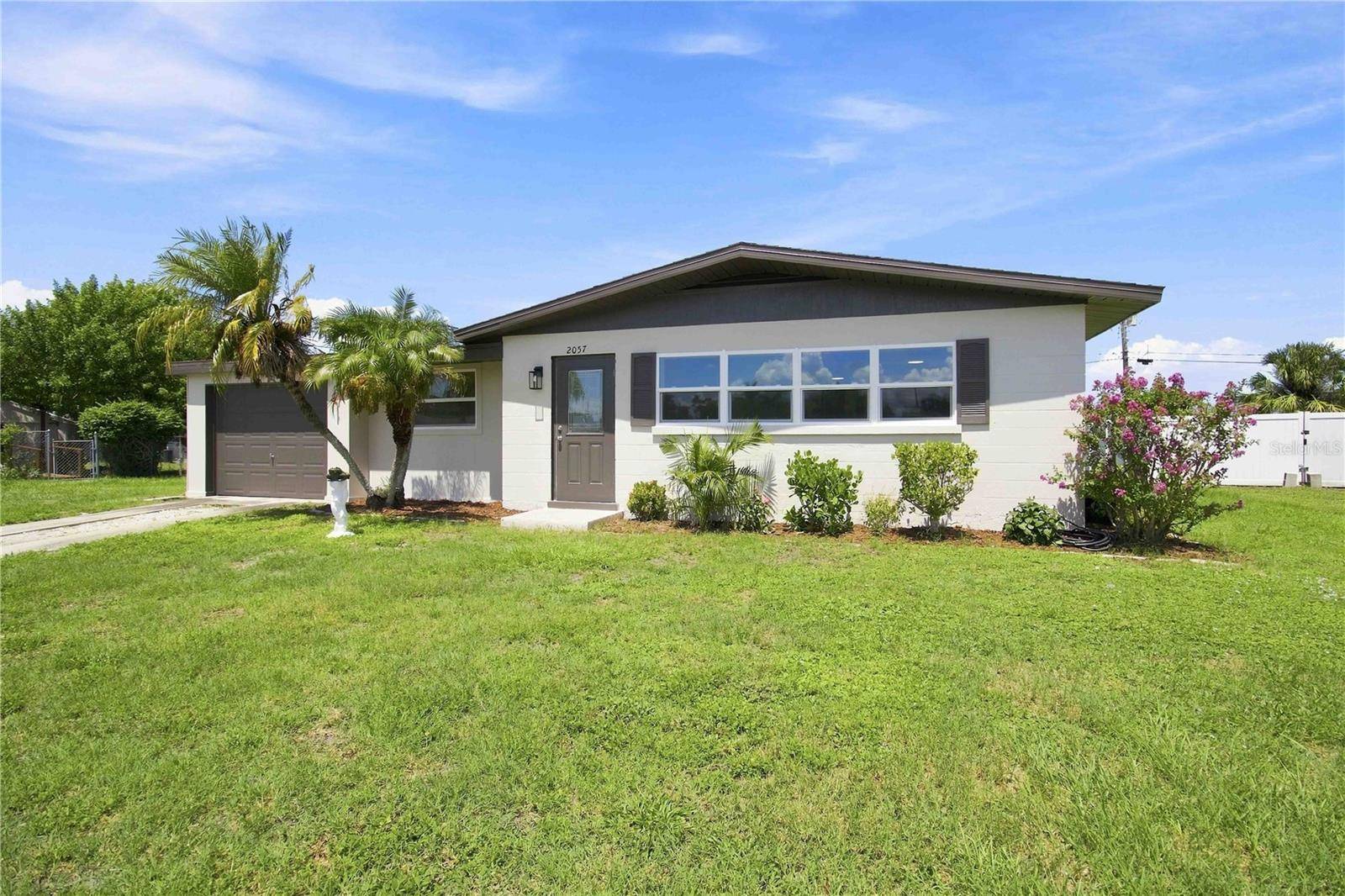 2057 GARDEN Pkwy, Bradenton, FL 34205