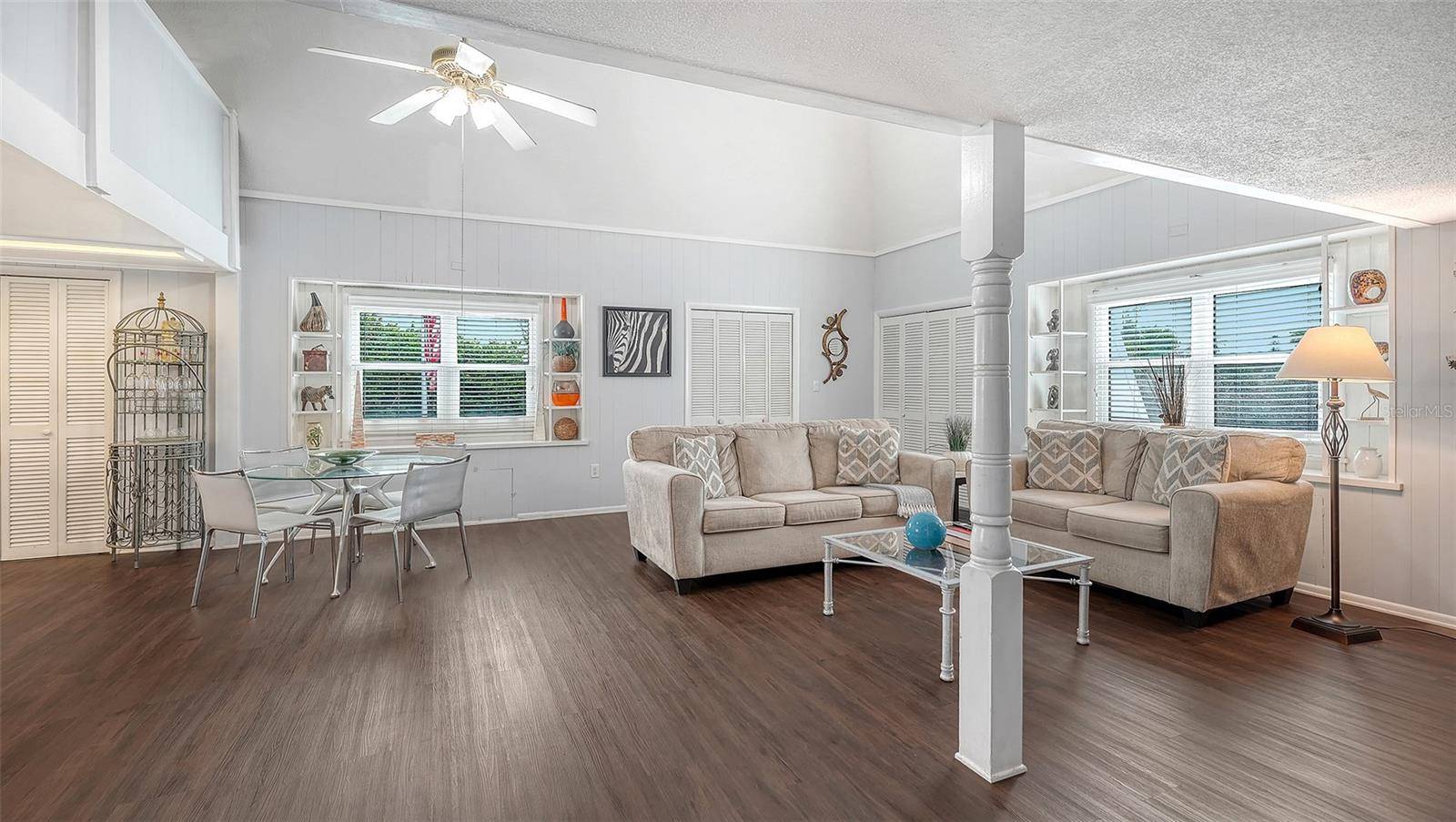 3453 GULF OF MEXICO DR #200, Longboat Key, FL 34228
