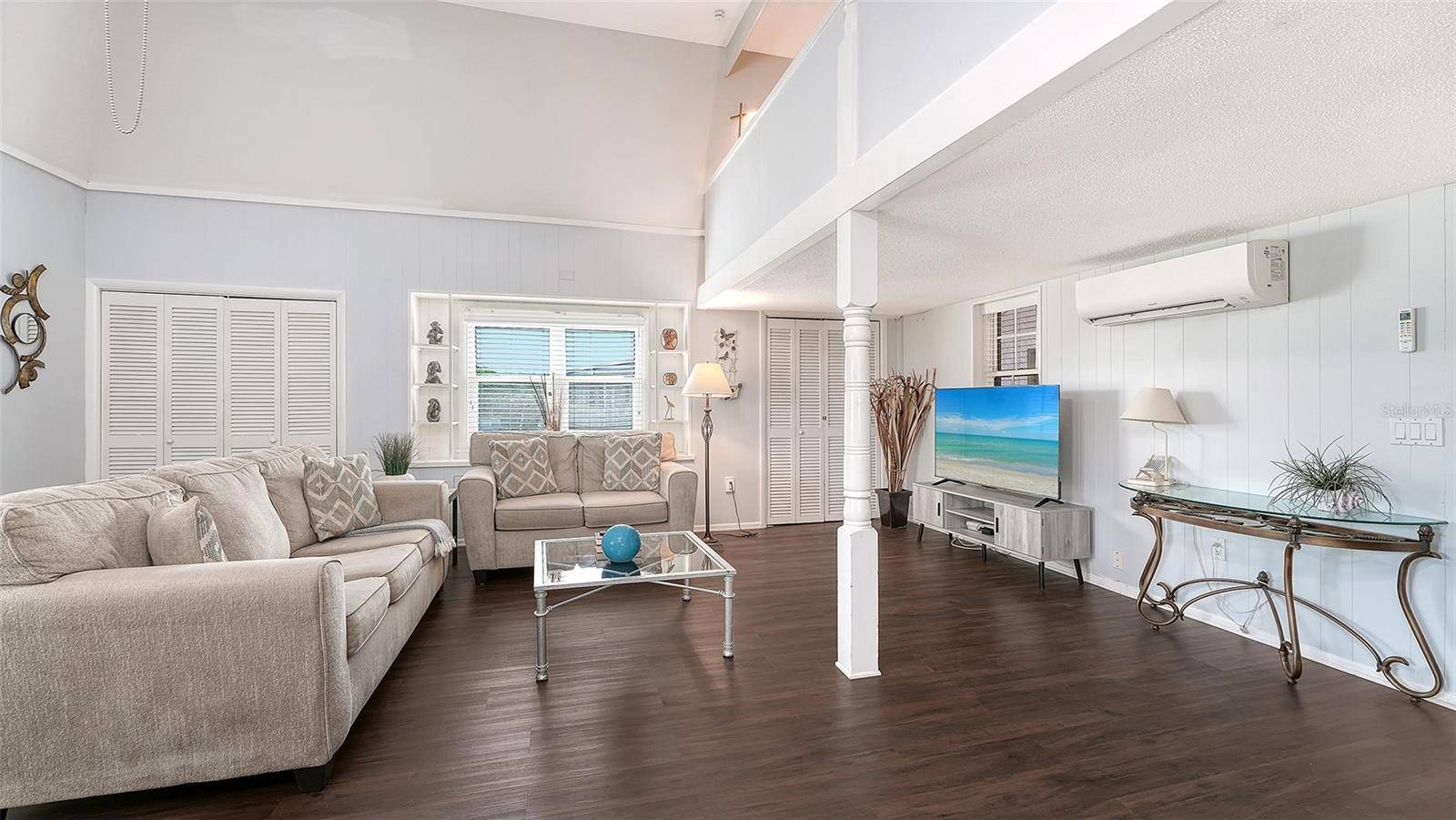 3453 GULF OF MEXICO DR #200, Longboat Key, FL 34228