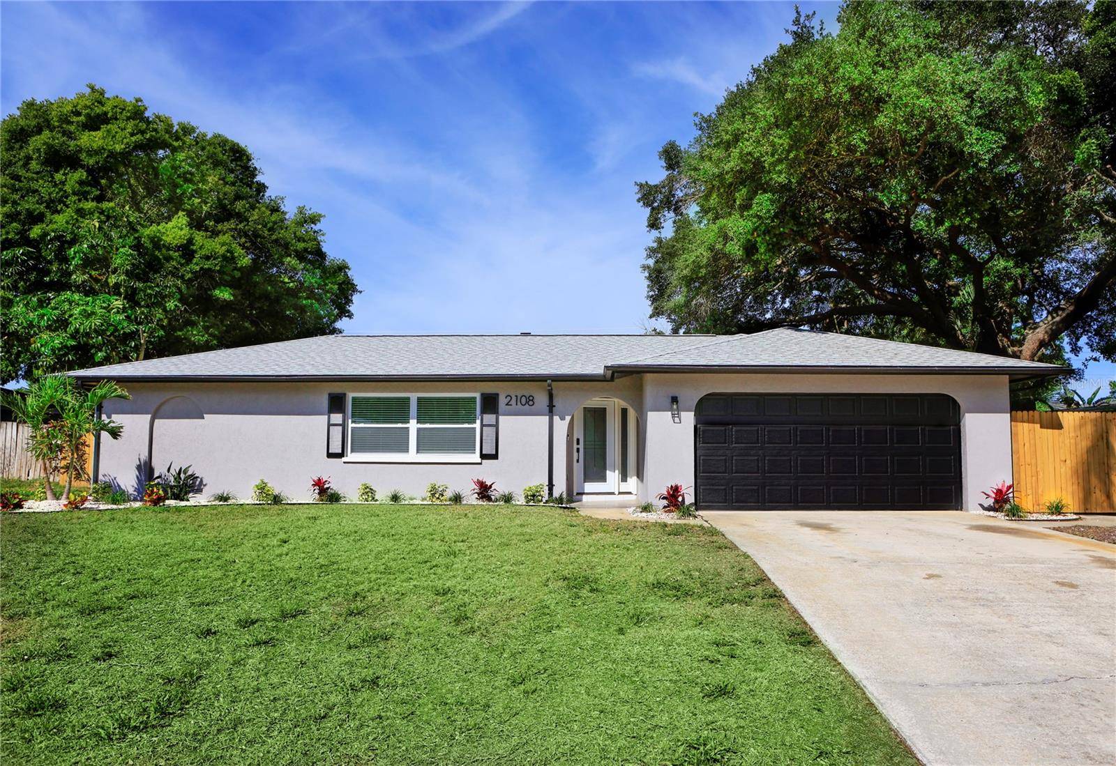 2108 42ND ST W, Bradenton, FL 34205