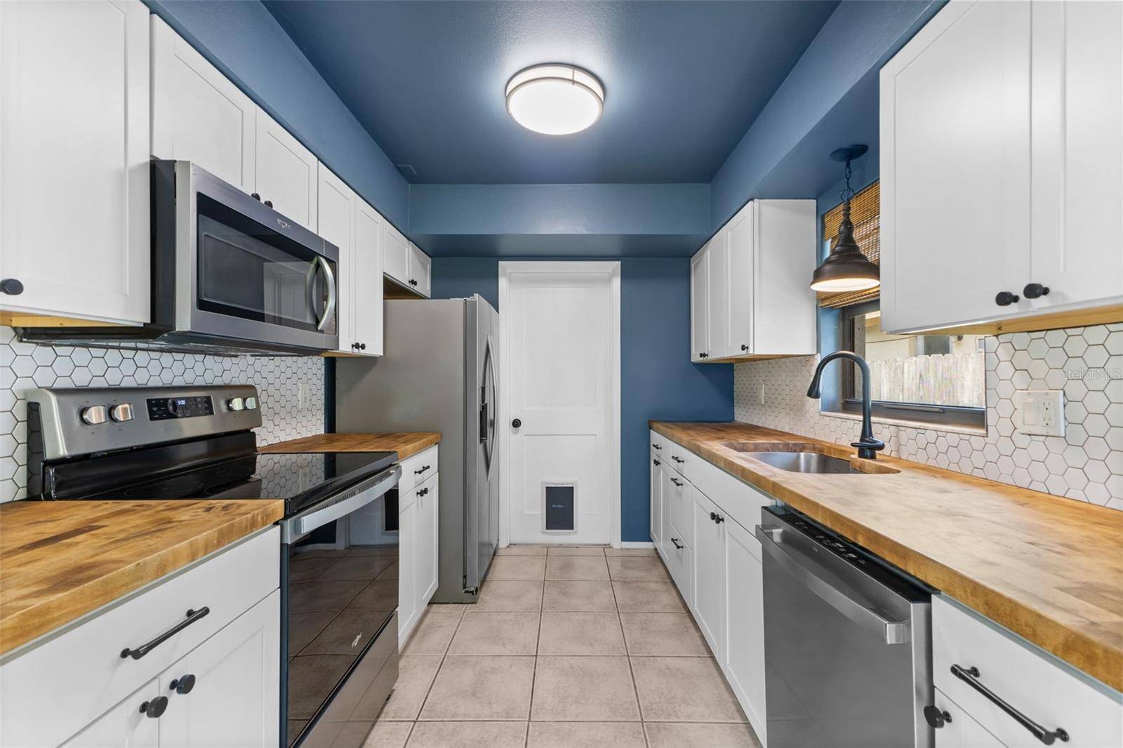 1840 RITA ST, Sarasota, FL 34231