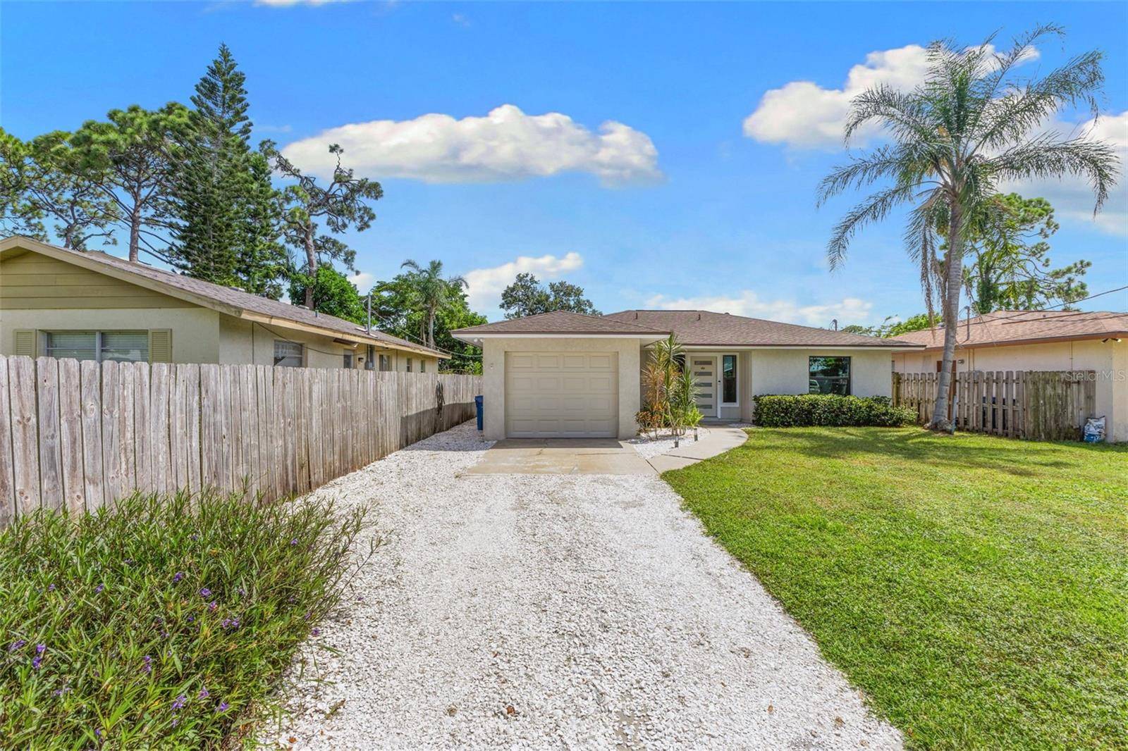 1840 RITA ST, Sarasota, FL 34231