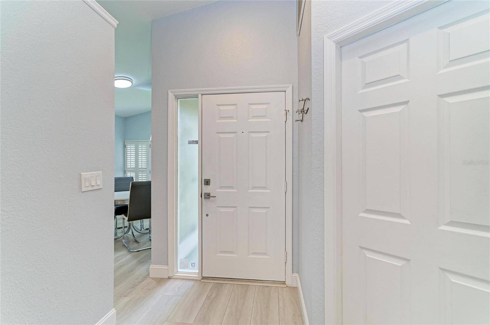 7488 ELEANOR CIR, Sarasota, FL 34243