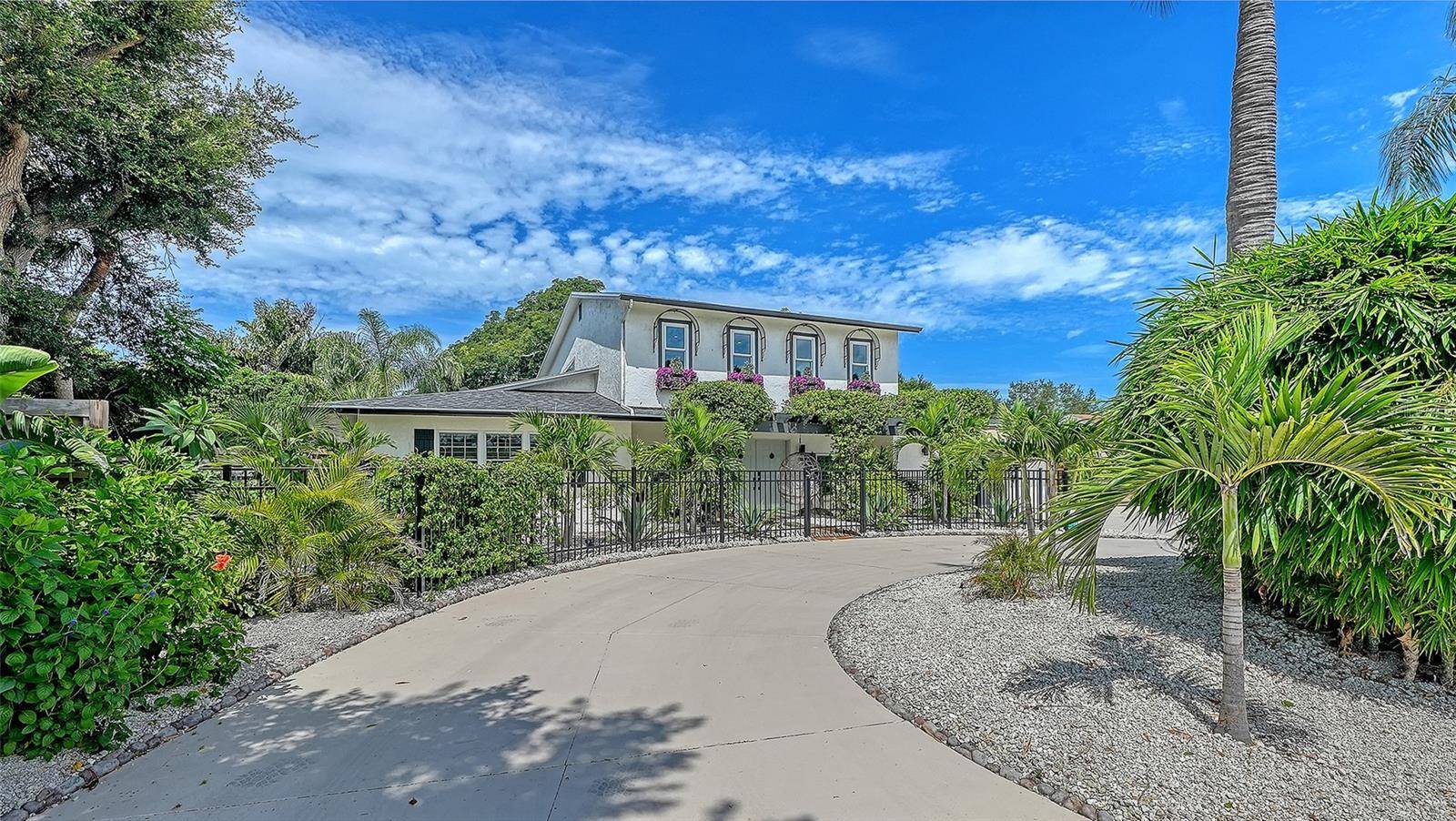 3624 S LOCKWOOD RIDGE RD, Sarasota, FL 34239