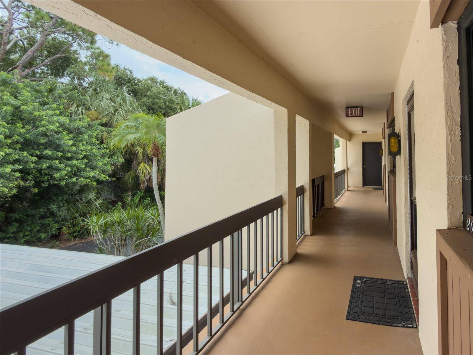 2448 CLUBHOUSE DR #202, Sarasota, FL 34232