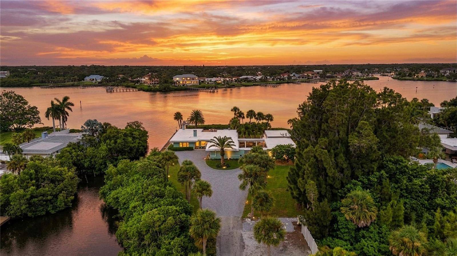 3780 CUTLASS BAYOU RD, Nokomis, FL 34275