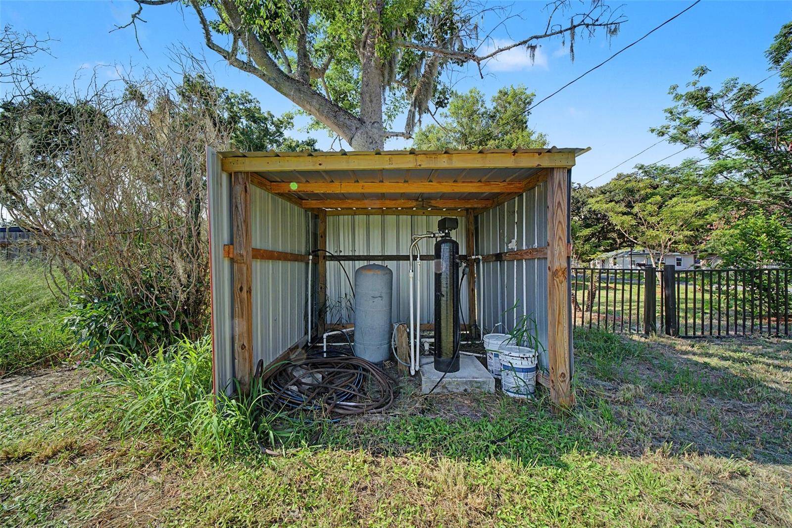 207 BROOKS RD, Frostproof, FL 33843