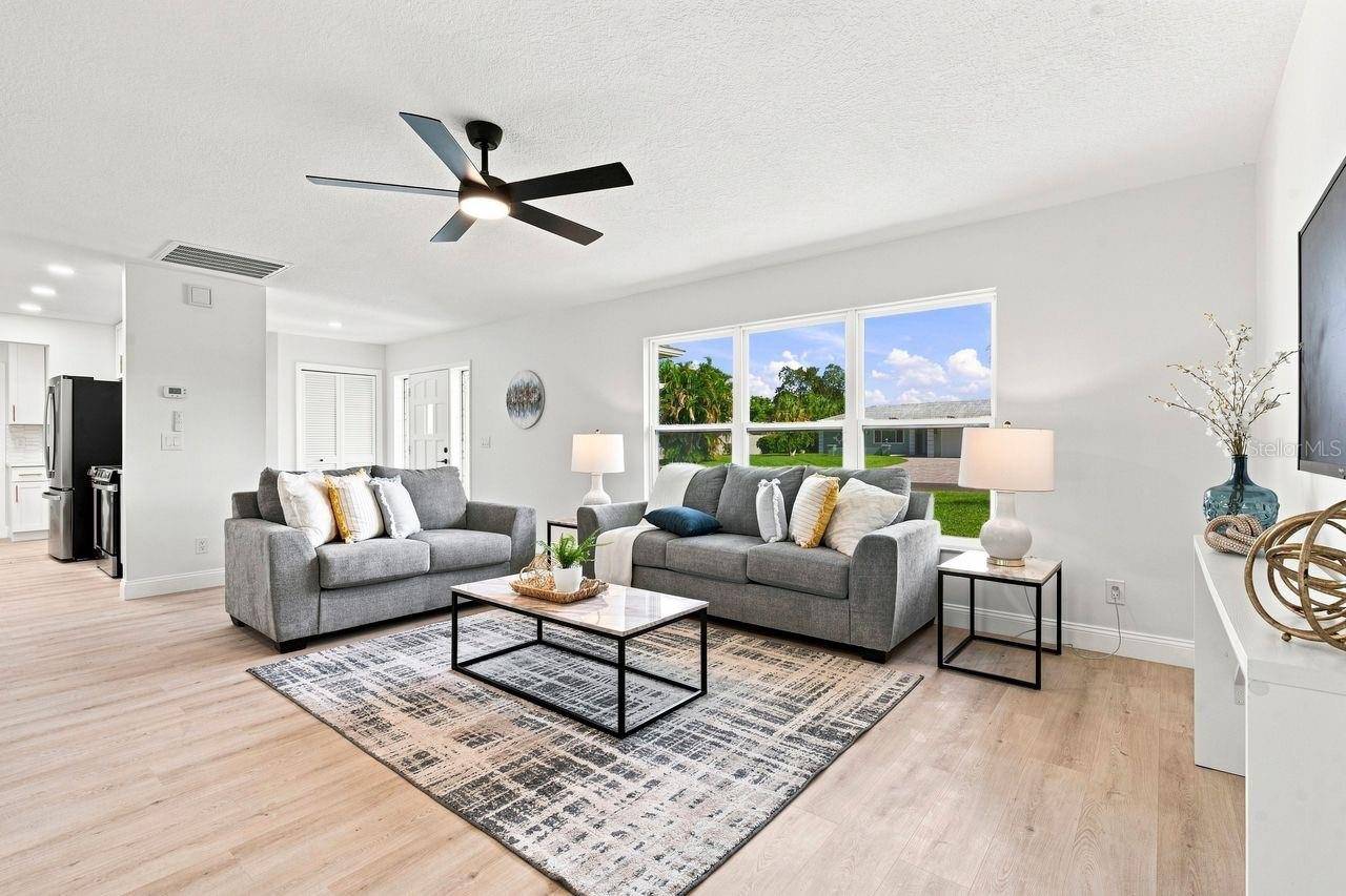 212 GIOTTO DR, Nokomis, FL 34275