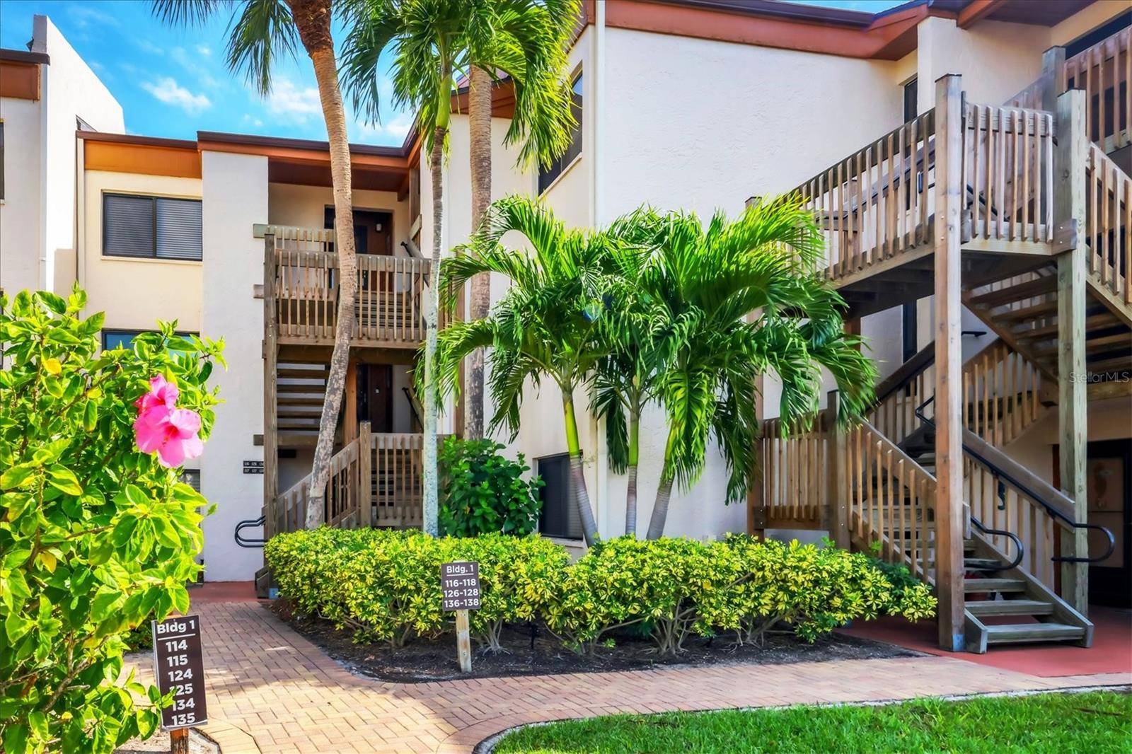 1900 COVE II PL #127, Sarasota, FL 34242