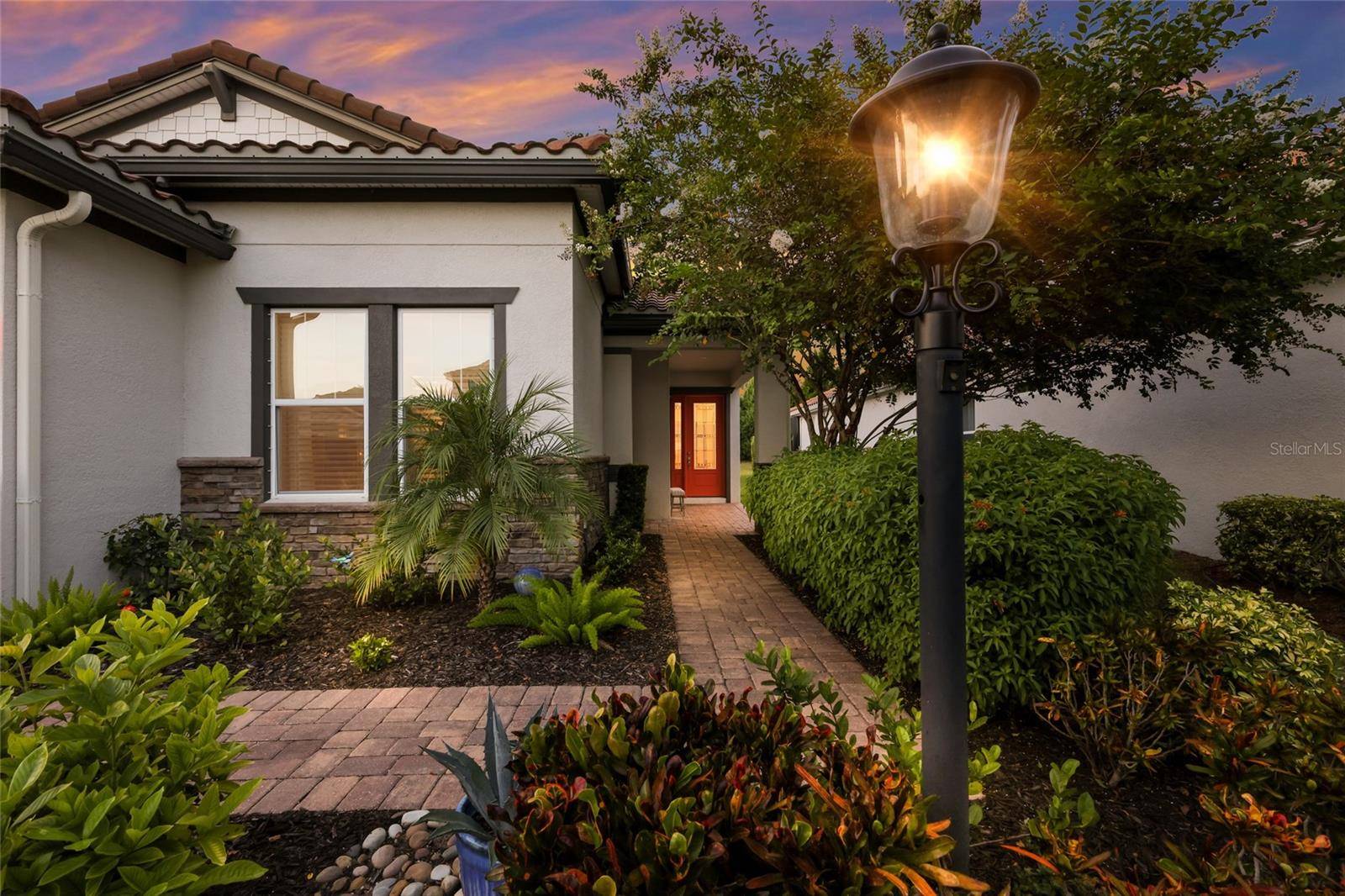 13807 AMERICAN PRAIRIE PL, Lakewood Ranch, FL 34211