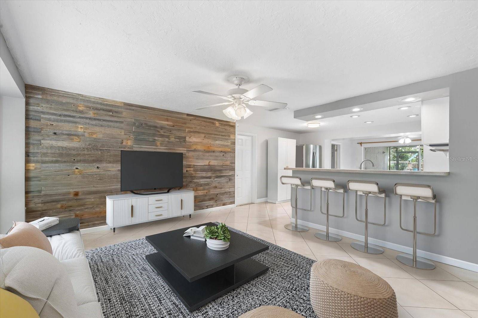 3031 KIRBY LN, Sarasota, FL 34234