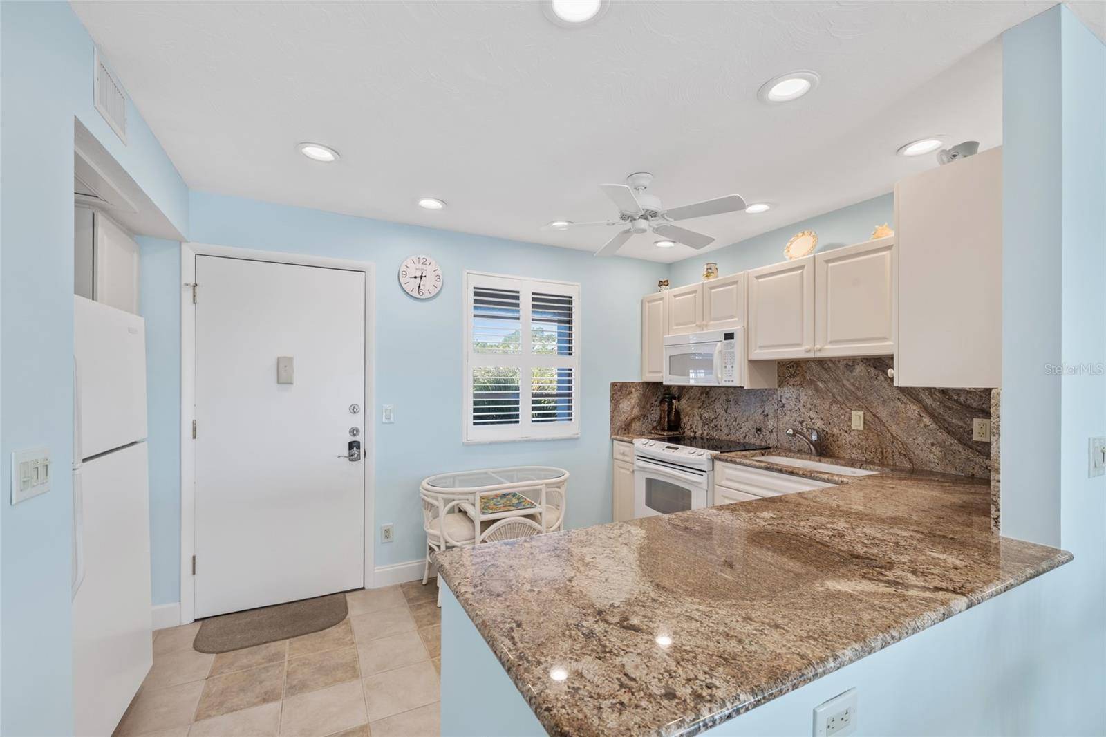 4310 FALMOUTH DR #307, Longboat Key, FL 34228