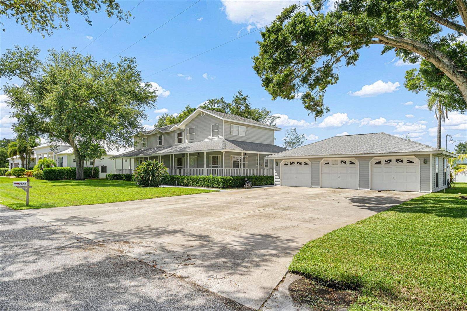 2002 8TH ST W, Palmetto, FL 34221