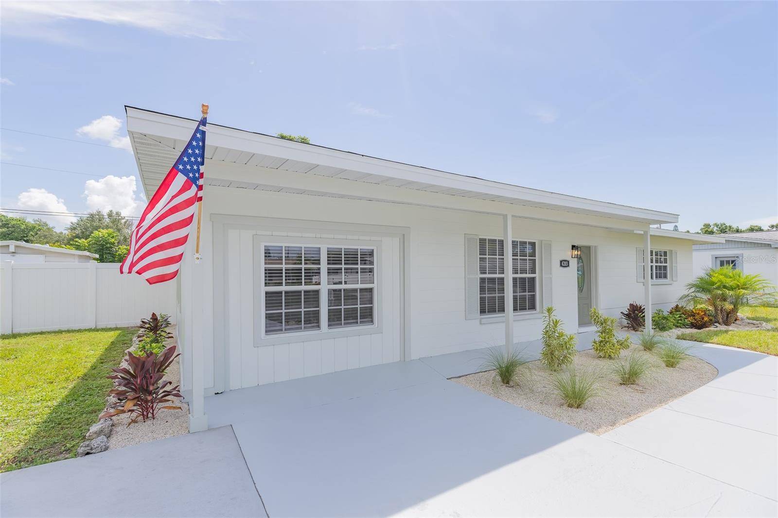 4203 36TH ST W, Bradenton, FL 34205