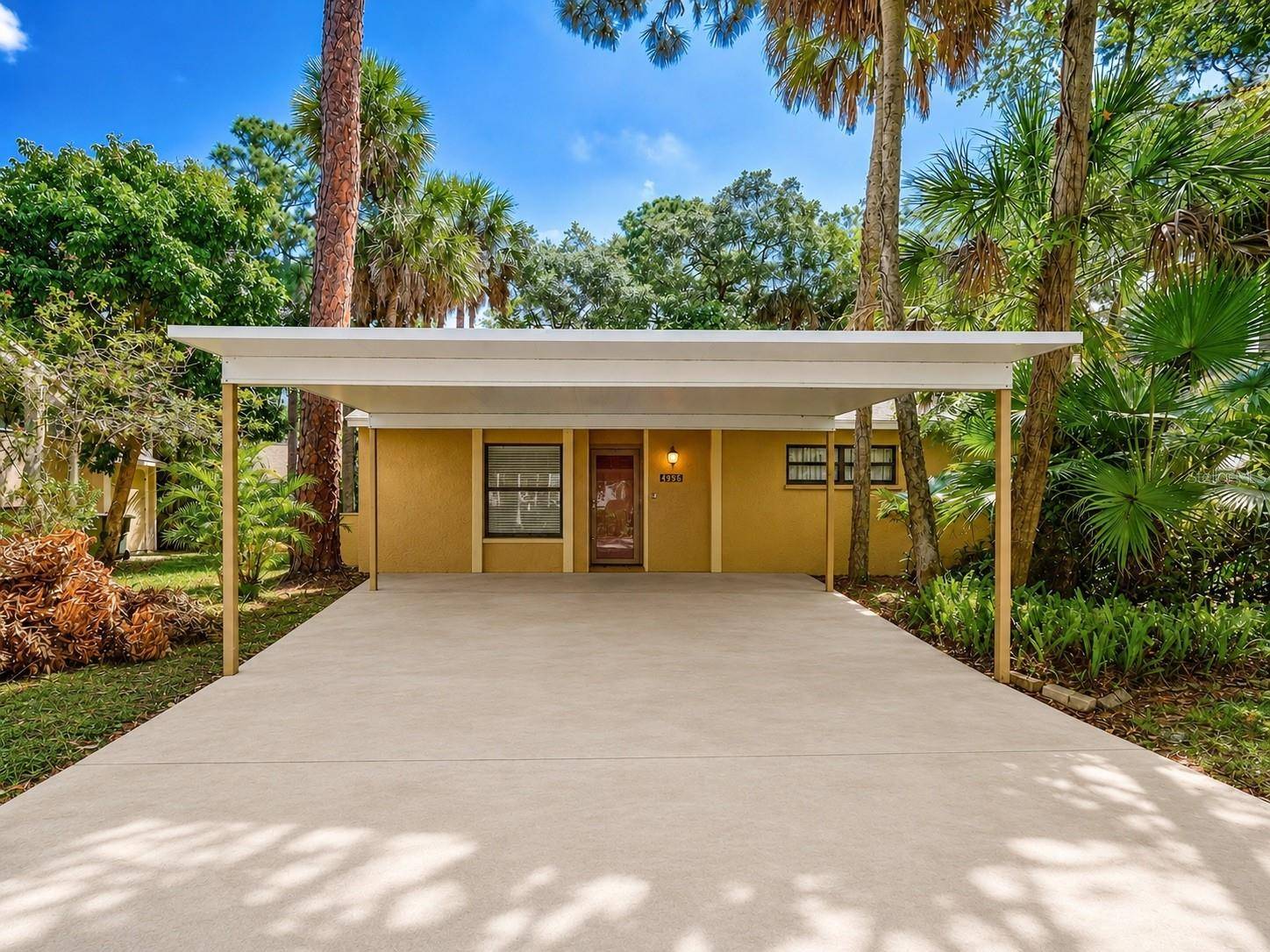 4956 VILLAGE GARDENS DR #145, Sarasota, FL 34234