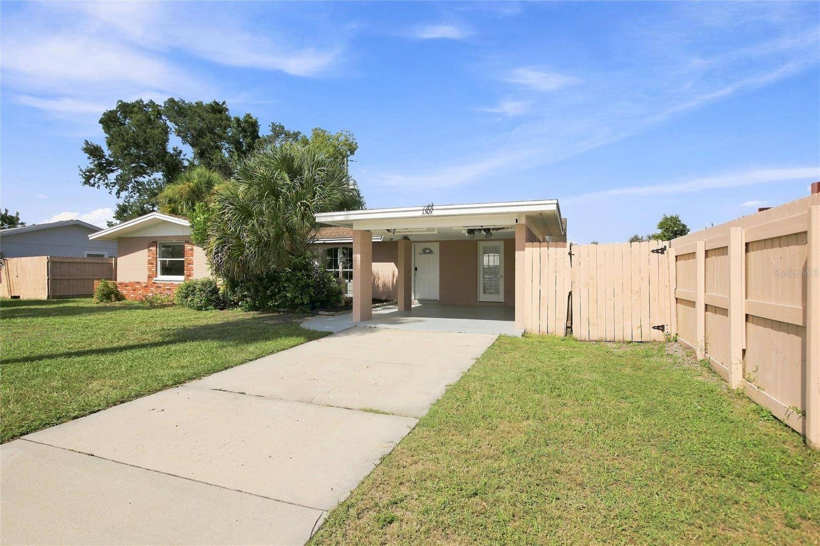 1509 BANYAN DR, Venice, FL 34293
