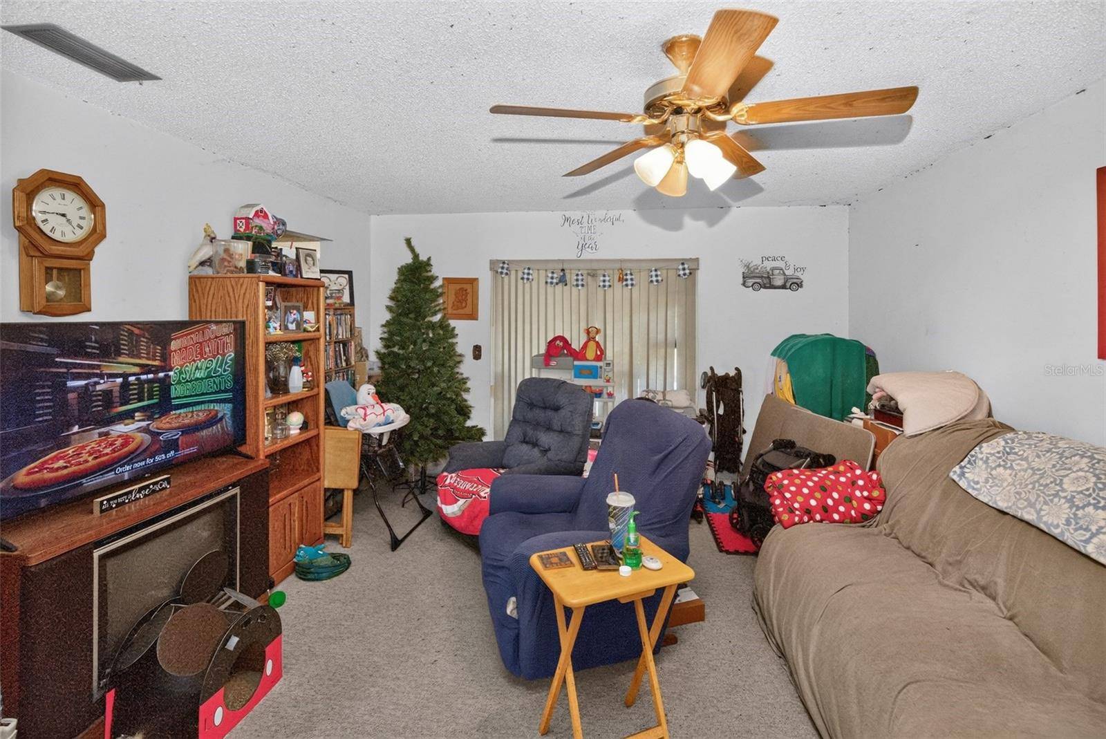 7318 KINGSBURY CIR, Tampa, FL 33610