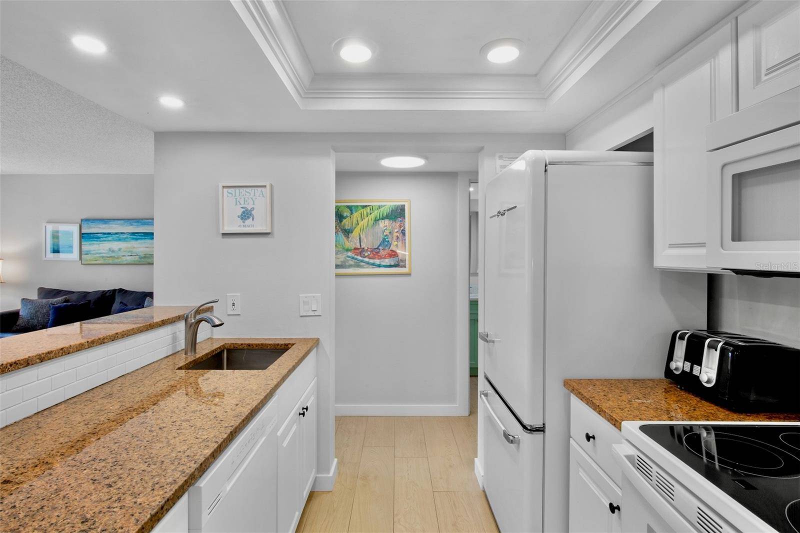 1600 COVE II PL #412, Sarasota, FL 34242