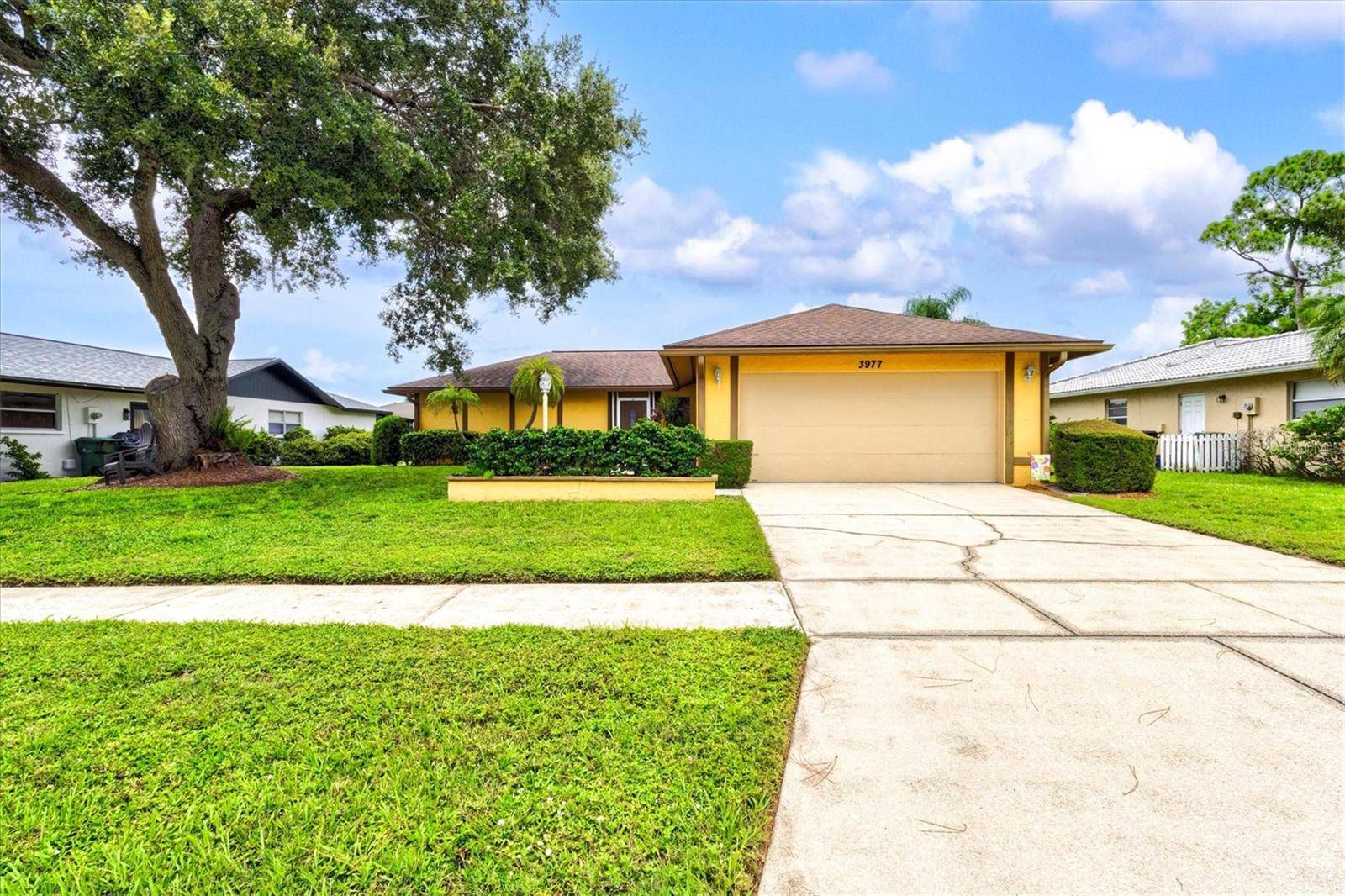3977 LEMONWOOD DR, Sarasota, FL 34232