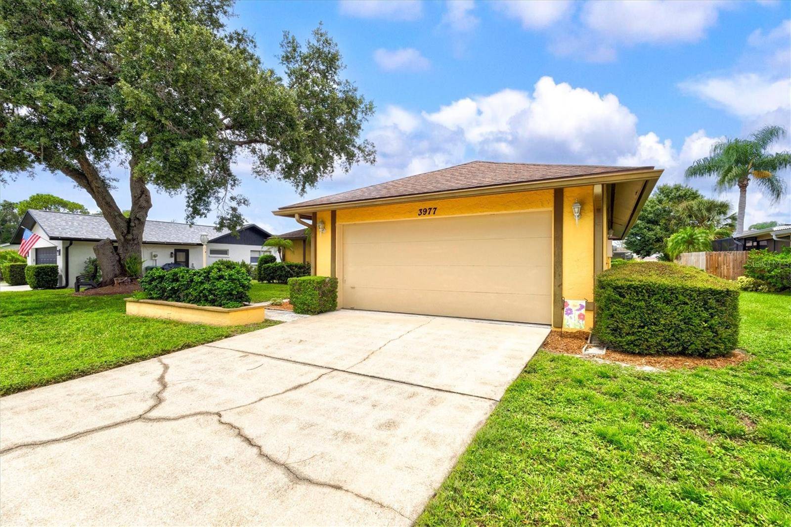 3977 LEMONWOOD DR, Sarasota, FL 34232