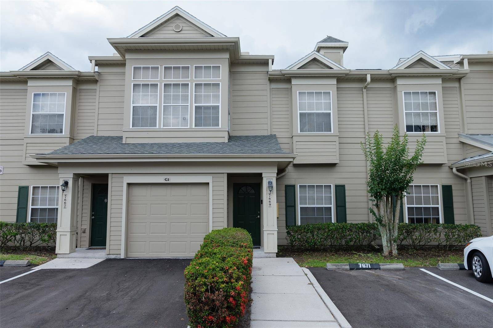 7669 PLANTATION CIR, University Park, FL 34201