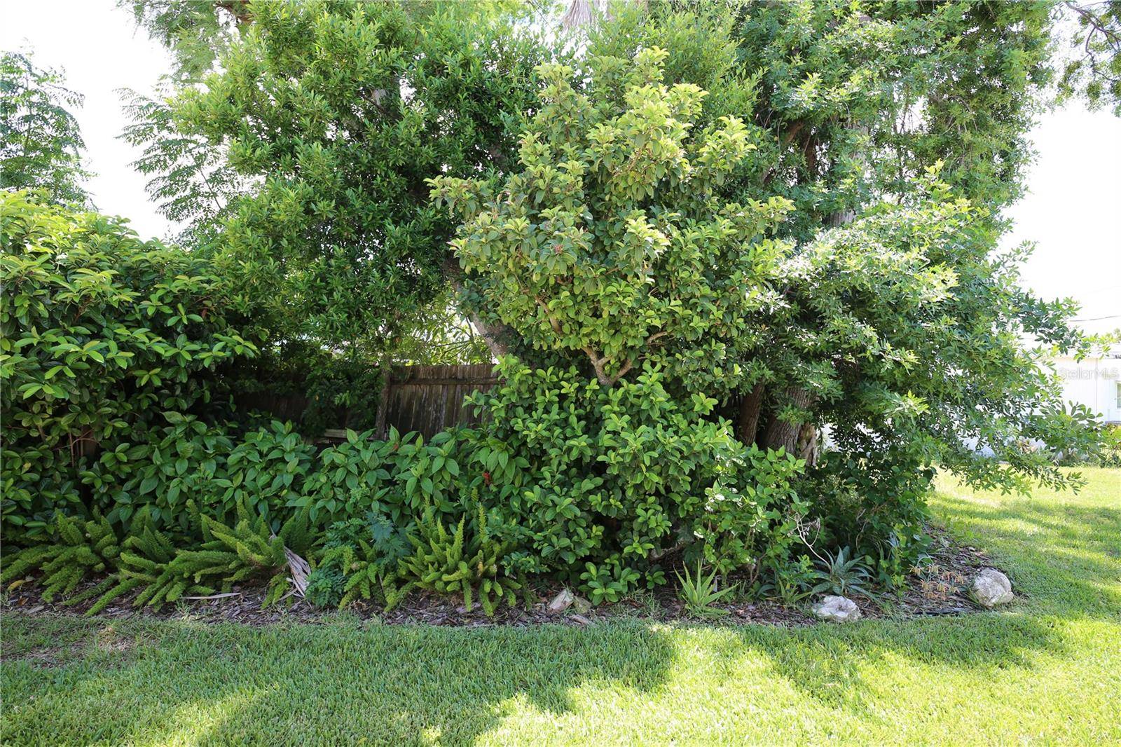 6105 CORAL WAY, Bradenton, FL 34207