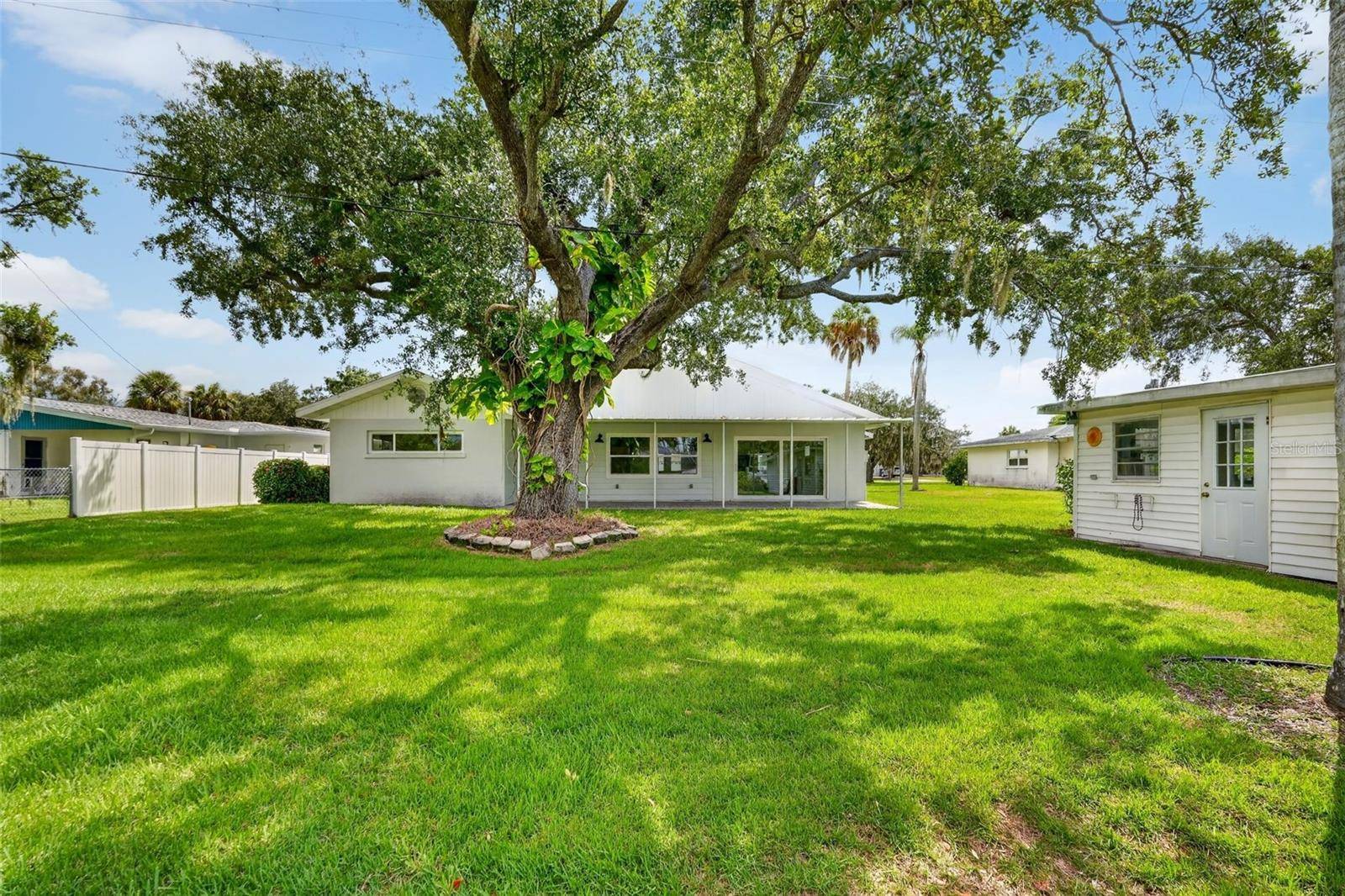 341 SHORE DR, Ellenton, FL 34222