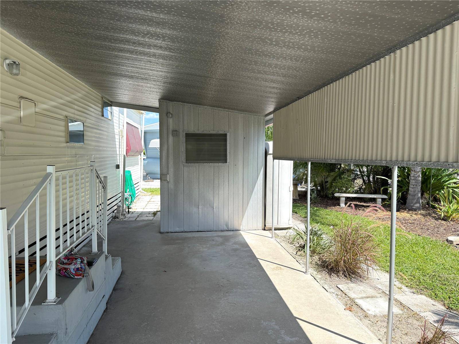 5037 9TH ST W, Bradenton, FL 34207