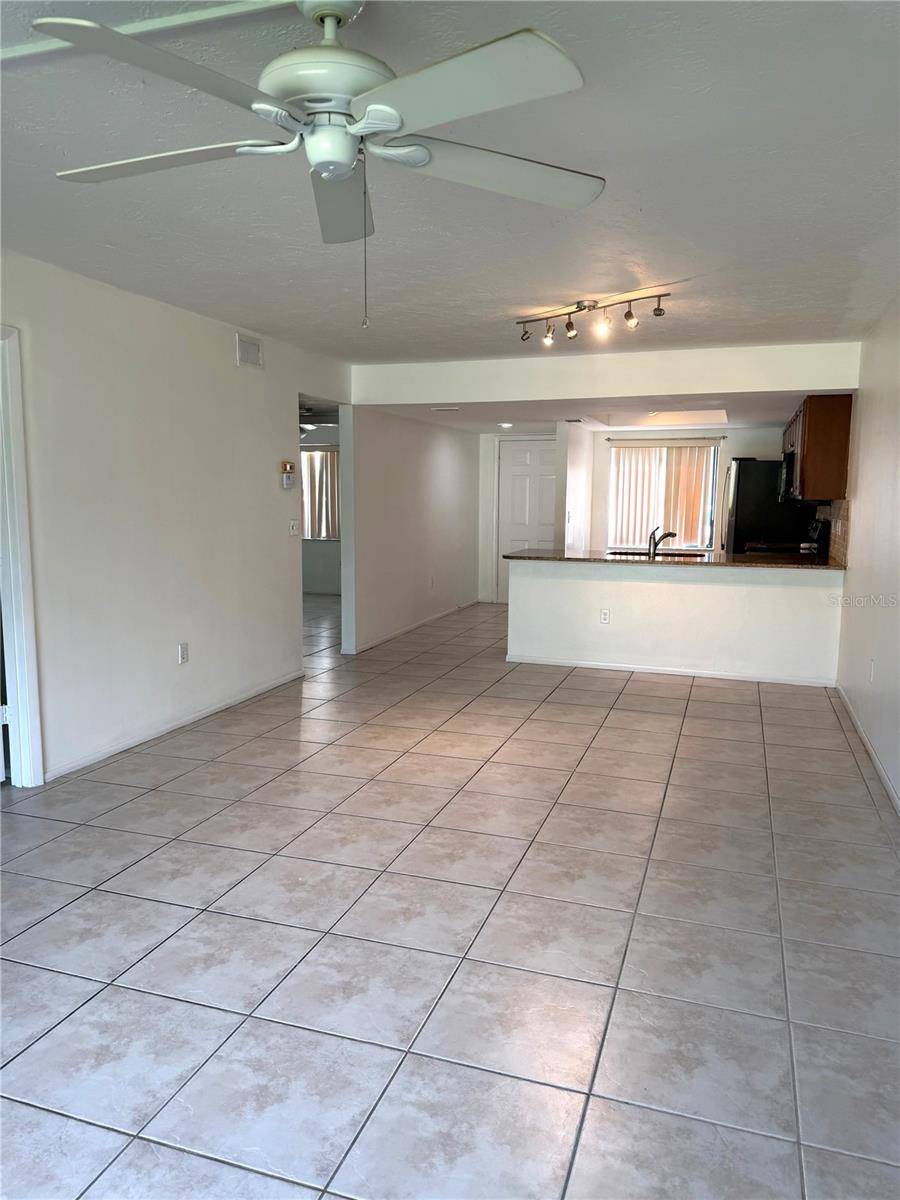 7750 EAGLE CREEK DR #7750, Sarasota, FL 34243