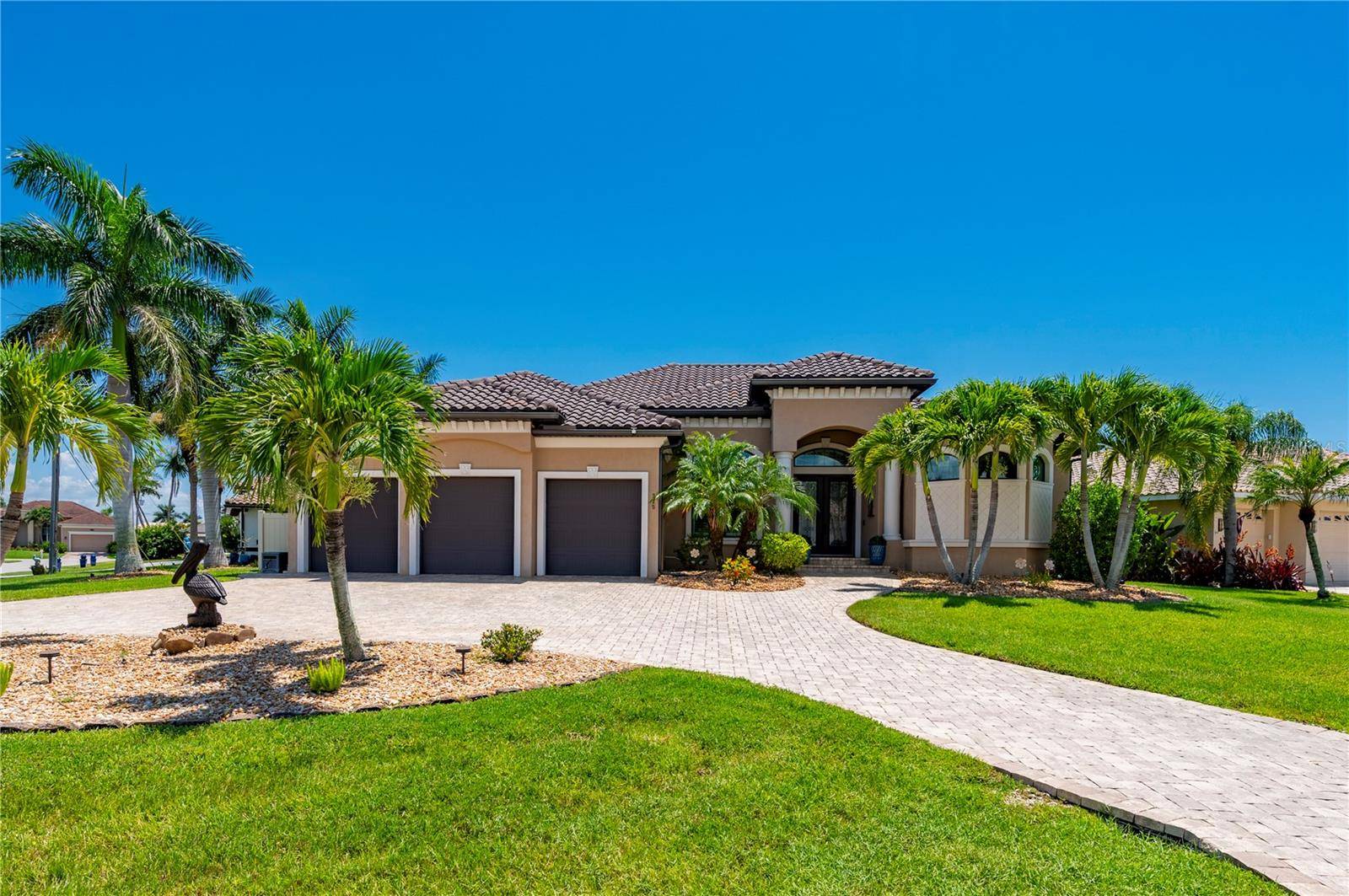 325 SEGOVIA DR, Punta Gorda, FL 33950