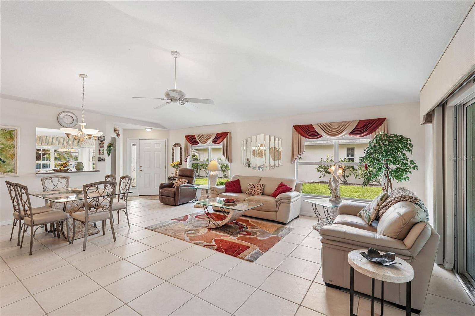 580 ROSE APPLE CIR, Port Charlotte, FL 33954