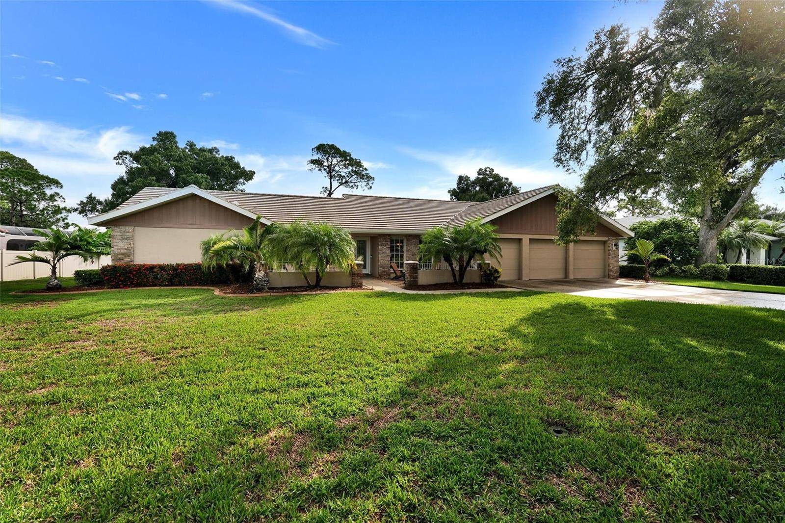 7913 BROADMOOR PINES BLVD, Sarasota, FL 34243