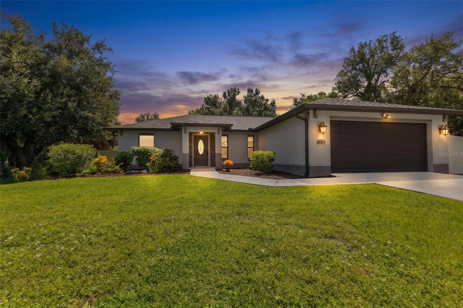 1056 CAZENOVIA ST, Port Charlotte, FL 33952